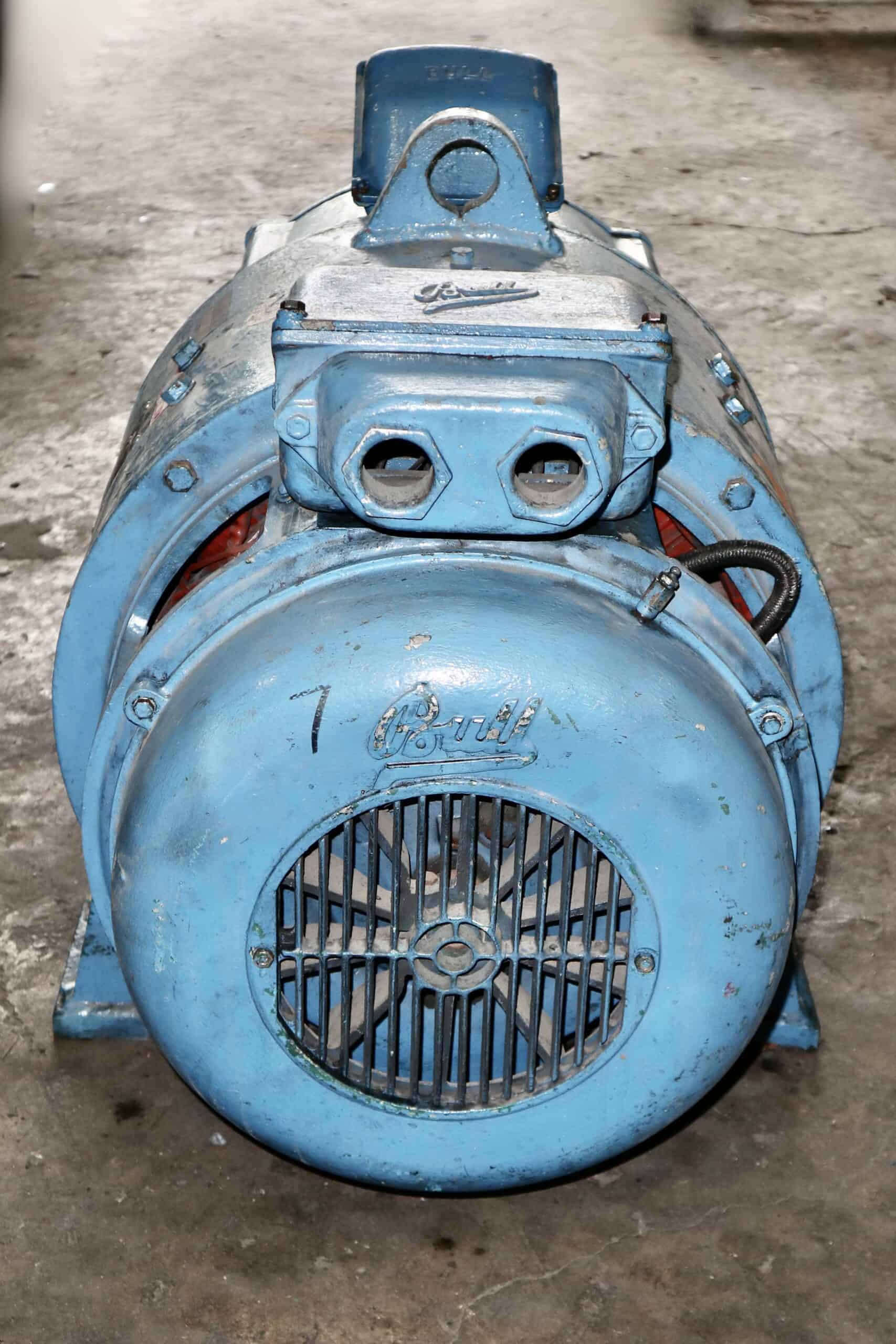 Bull Generator 30HP 20KW 1755RPM VV4 #378 - Image 3