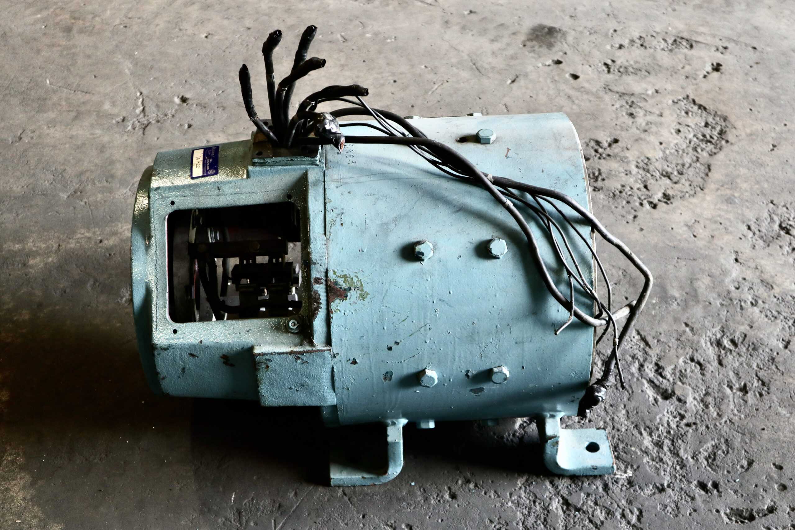 Imperial Electric Generator 40HP 25KW 1750RPM 360T/366A - Image 4