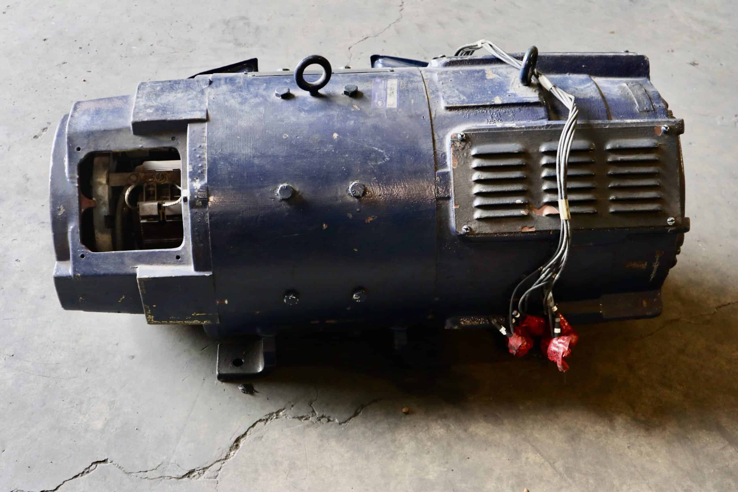 Imperial Electric Generator 30HP 20KW 1750RPM 326A/320T - Image 5