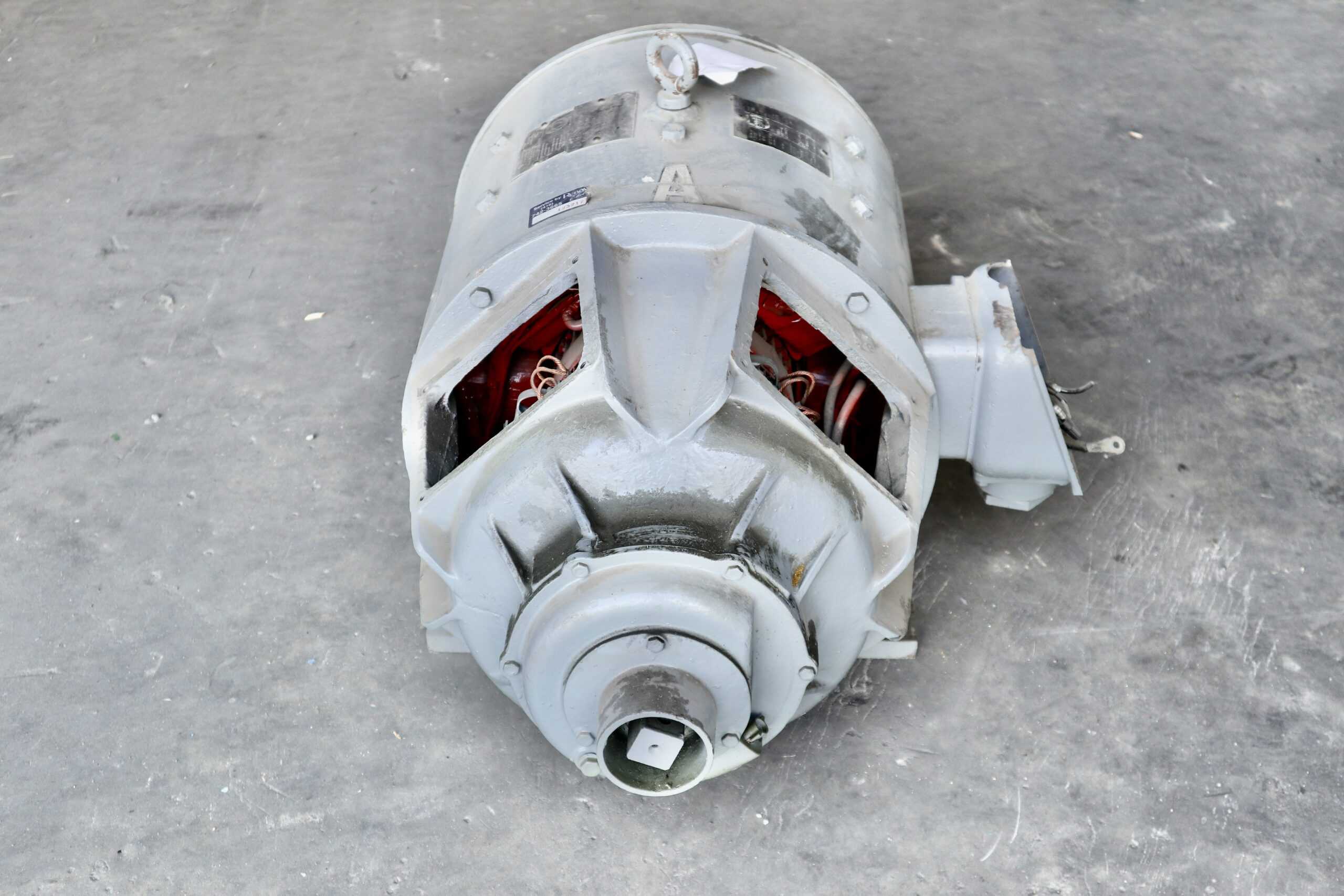 Bull Generator 25HP 1150RPM 366 - Image 4