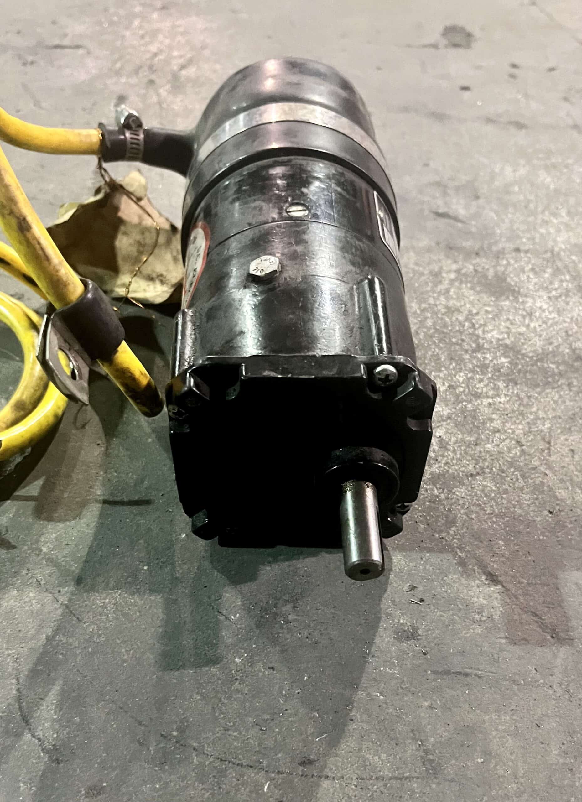 Bodine Electric 1/12HP 120V .71A Gearmotor 1063 - Image 5