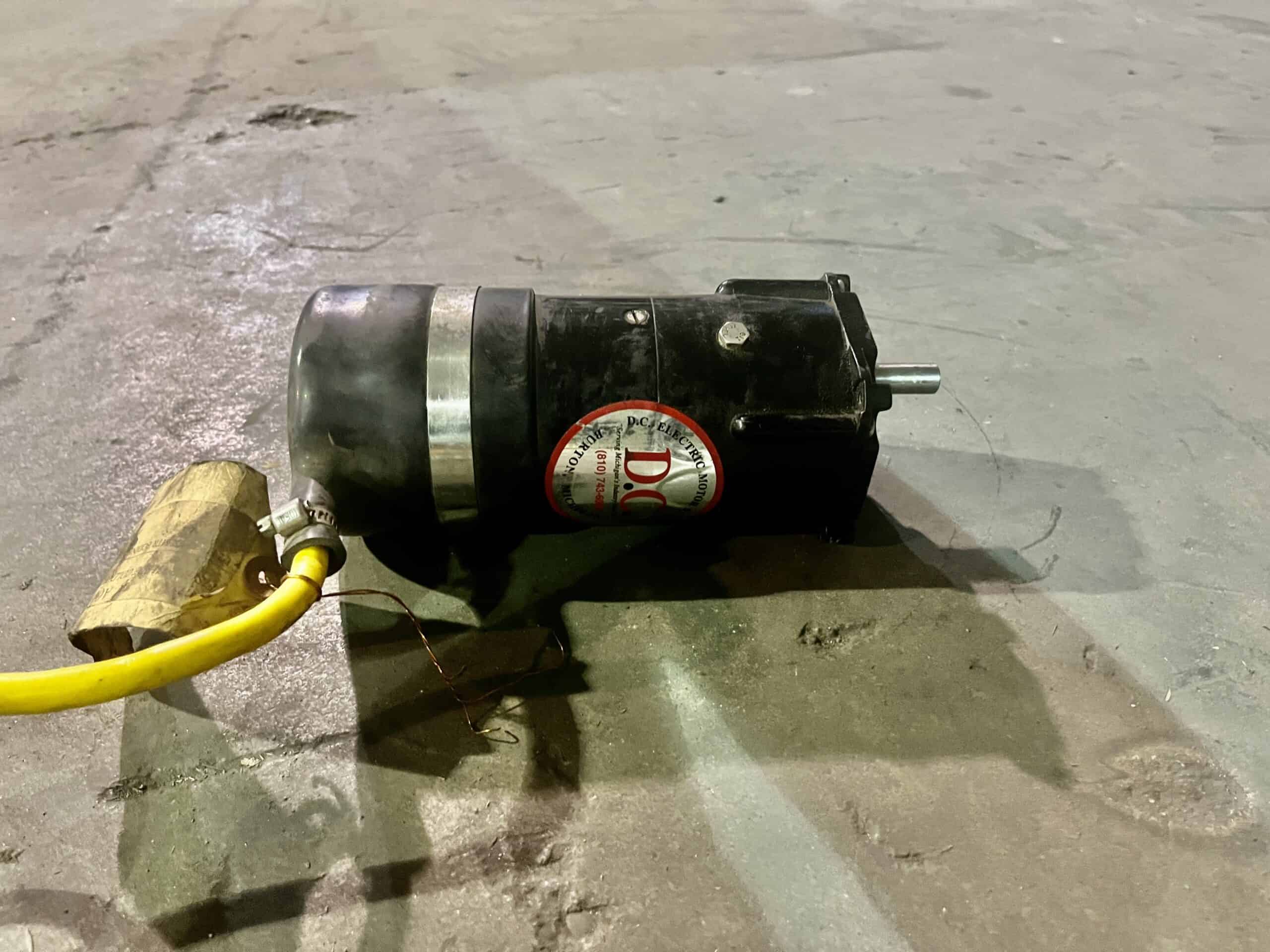 Bodine Electric 1/12HP 120V .71A Gearmotor 1063 - Image 3