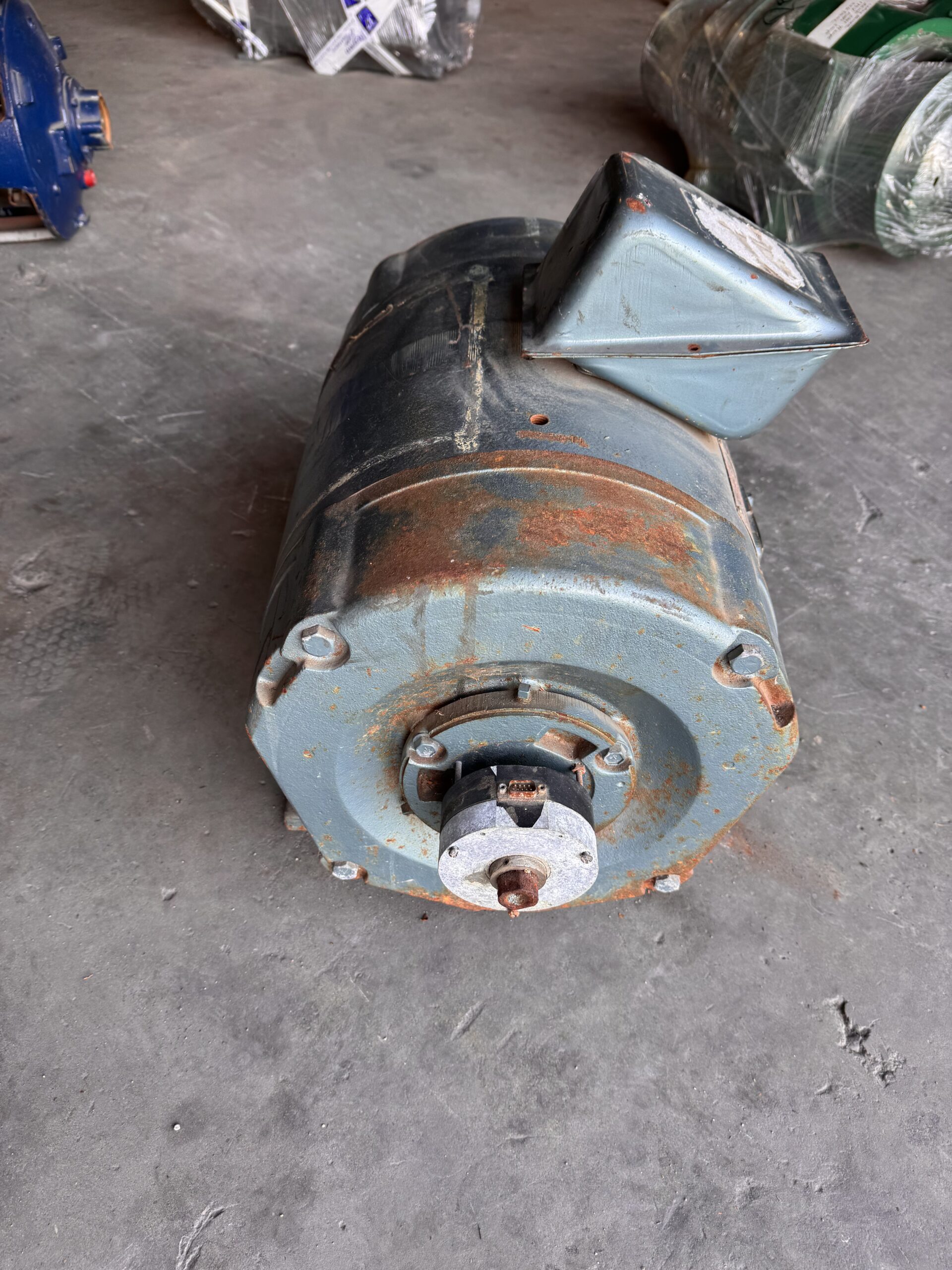 Imperial Electric AC Motor 25HP 460V 28.5A 324T #2054 - Image 8