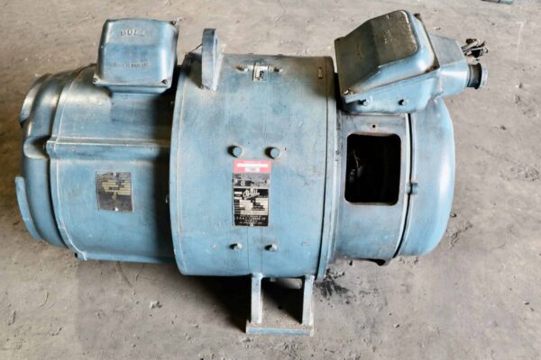 Bull Generator 30HP 20KW 1755RPM VV4 #380 - Image 4
