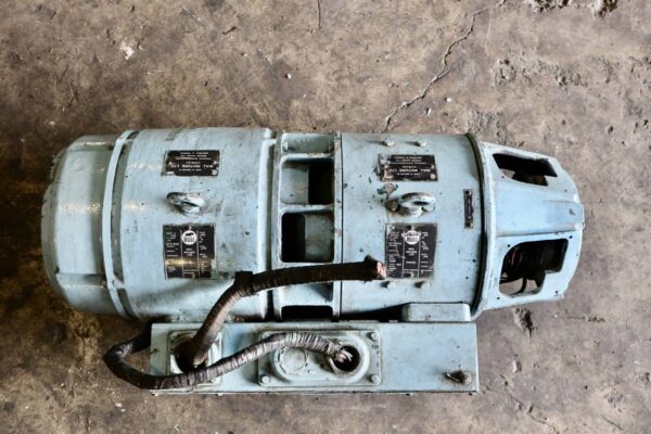 Bull Generator 15HP 10KW 1750RPM 305 #0409