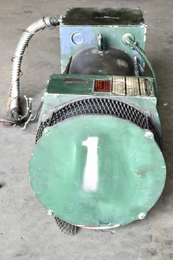 Blocher Generator 30HP 20KW 1750RPM OUA180L006 #0560 - Image 3