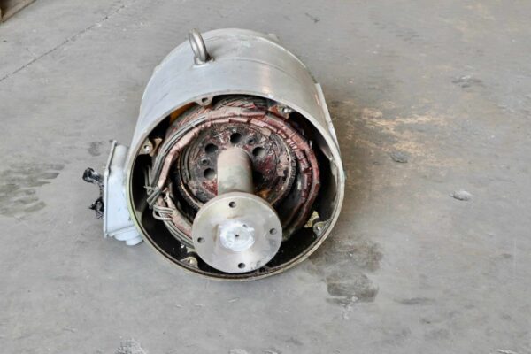 Bull AC 2 Speed Hoist 7.5/1.87HP 1080/260RPM X3640 #247 - Image 3