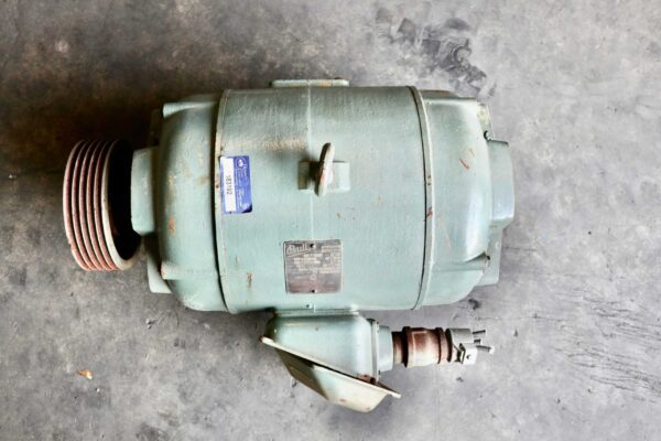 Bull AC Motor 30HP 1700RPM XL286U