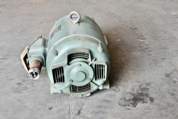 Bull AC Motor 30HP 1700RPM XL286U - Image 4