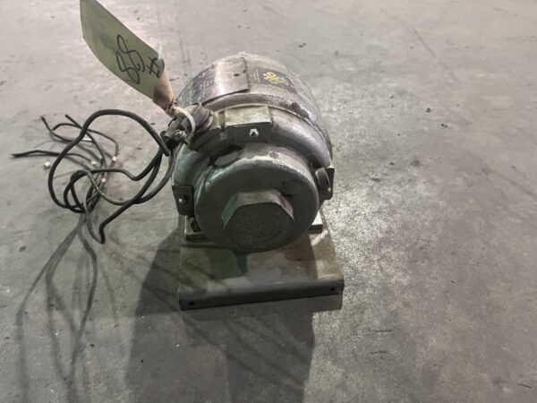 Bull Door Motor 0.375HP 1725RPM 565 1073 - Image 5