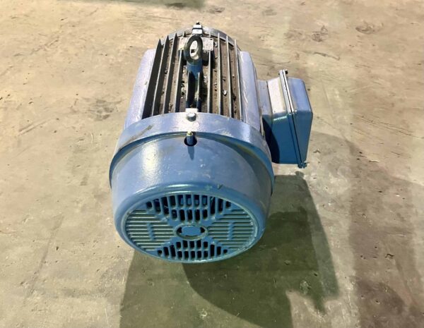 Weg 7.5HP 5.5KW 575V 875RPM 256T AC Motor #2006 - Image 5